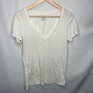 Womens Casual white V neck